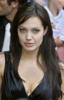 Angelina_Jolie_130899a.jpg