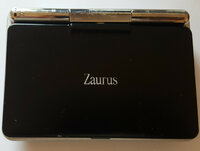 Zaurus_C1000_1.jpg