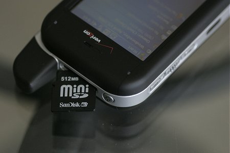 XV6700_miniSD.jpg