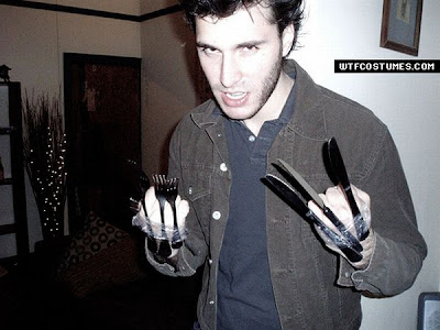wtf_costues_01.jpg