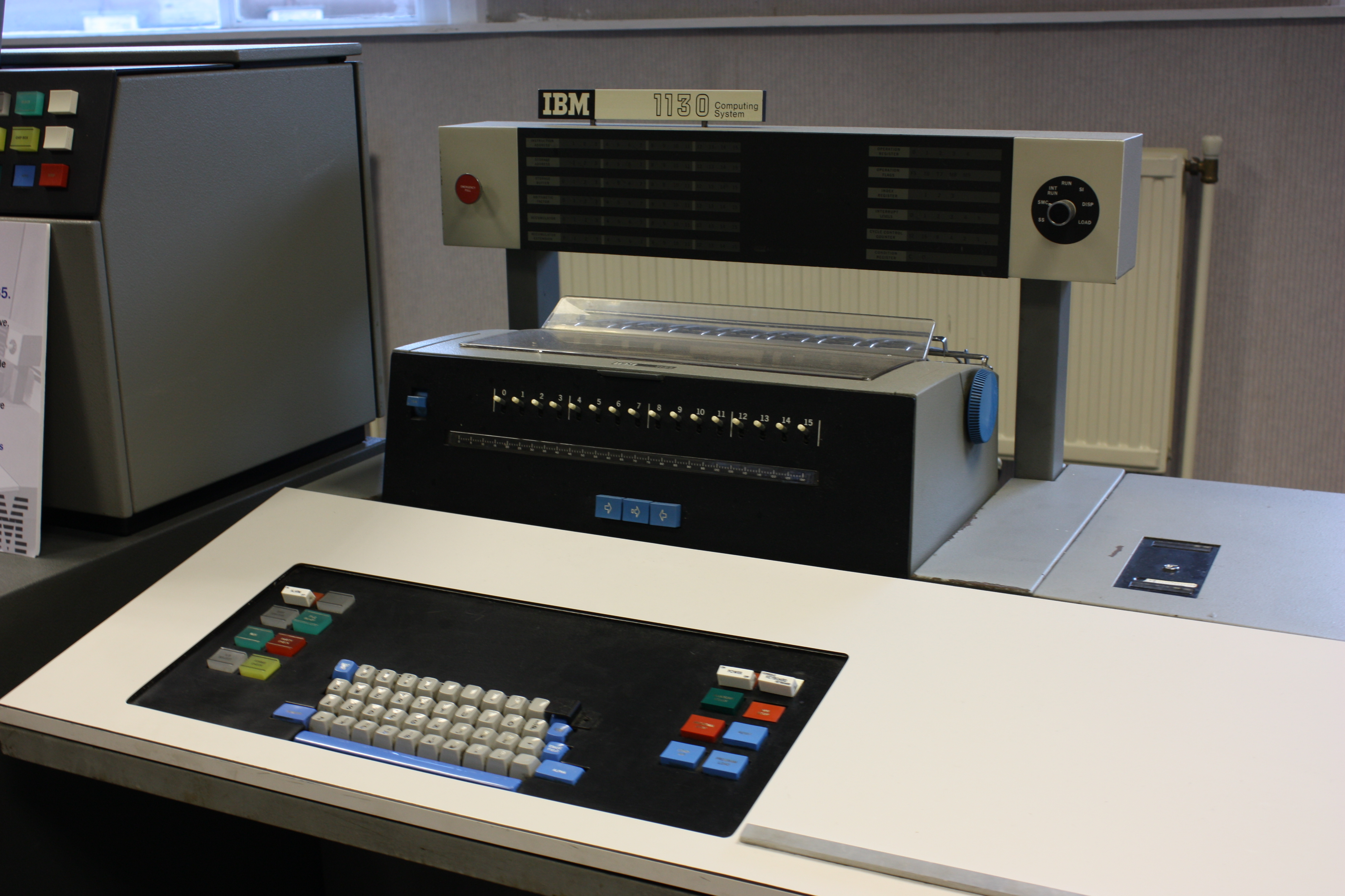 IBM_1130_concole.ms.jpg