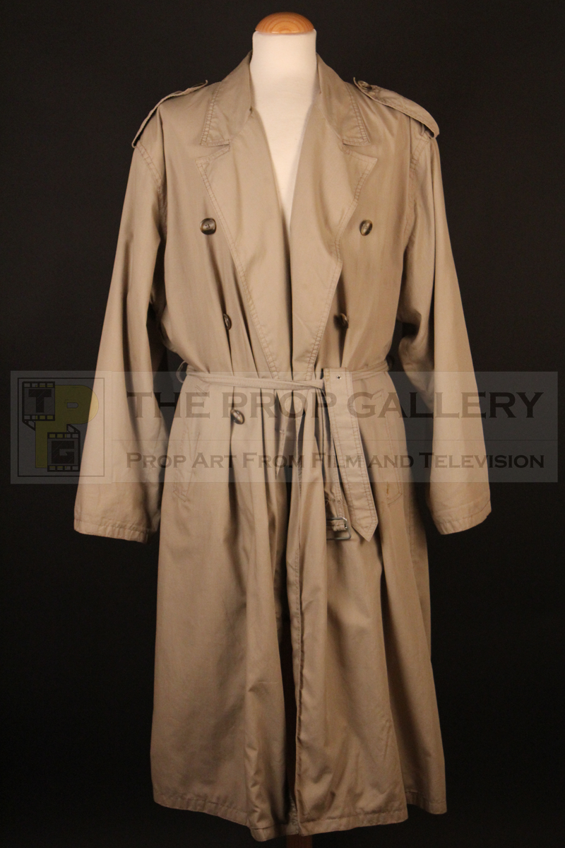 Highlander-Macleod-trench-coat-1.png