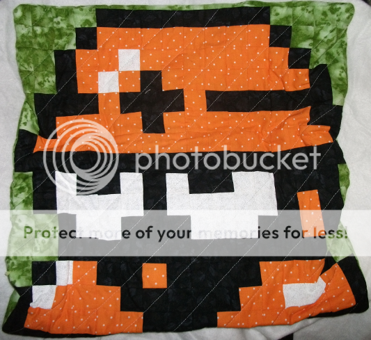 Metool_Quilted_Cushion_Cover.png