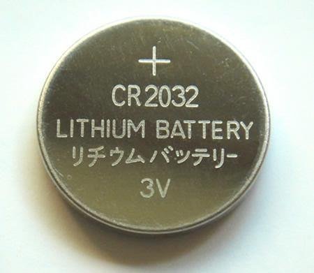 CR2032_lithium_coin_cell_button_cell_battery_dry_battery_primary_battery.jpg