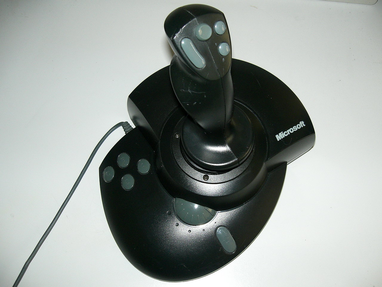 Joystick_-_Microsoft_Sidewinder_Force_Feedback_Pro.jpg