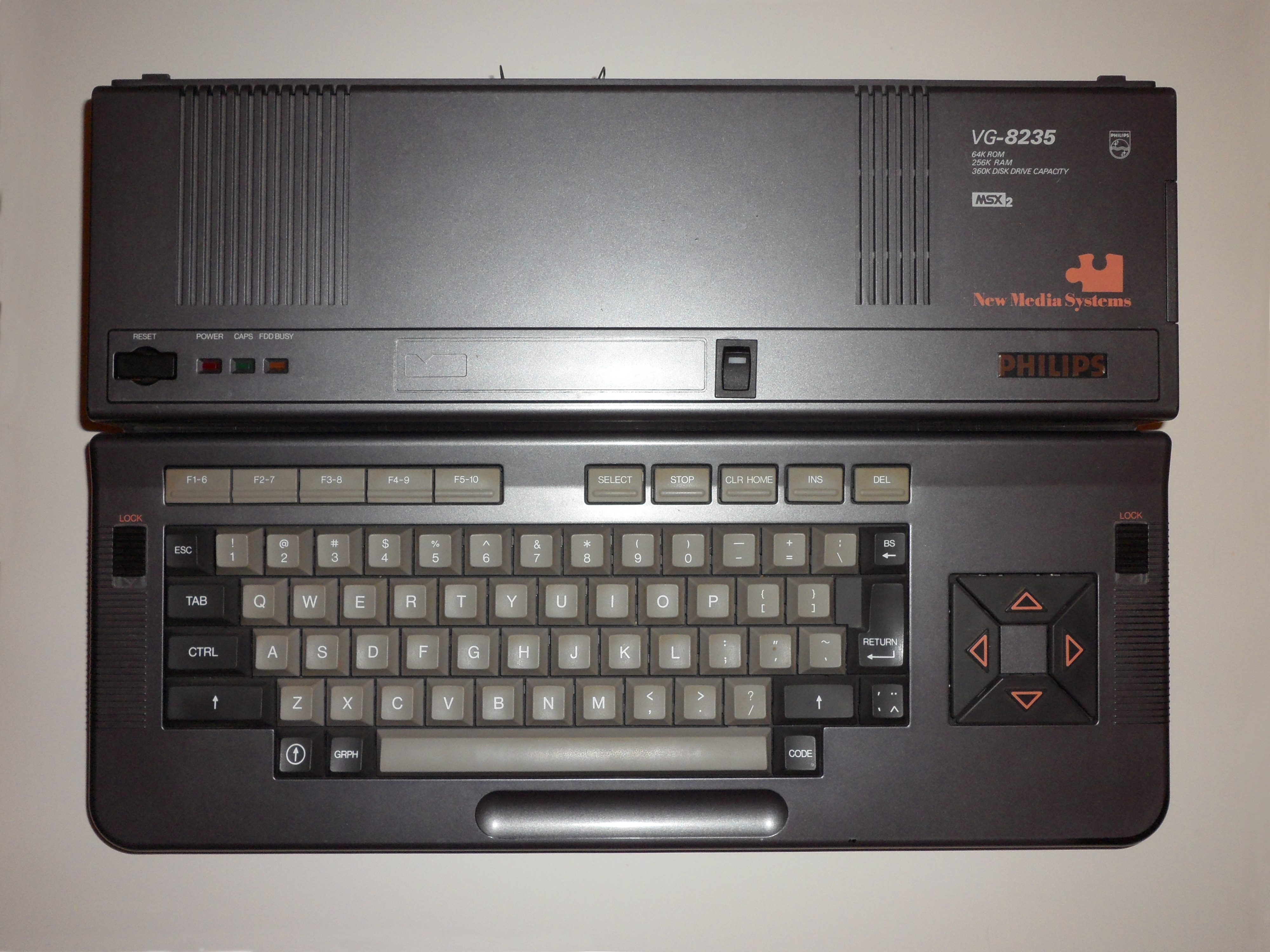 Philips_VG-8235_MSX2.jpg