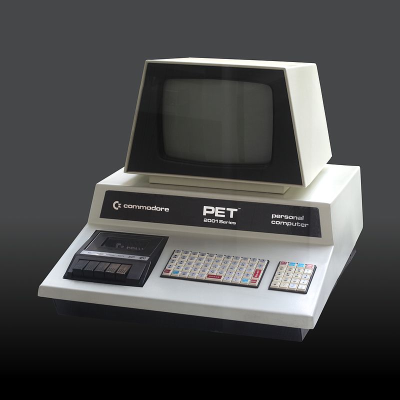 800px-Commodore_2001_Series-IMG_0448b.jpg