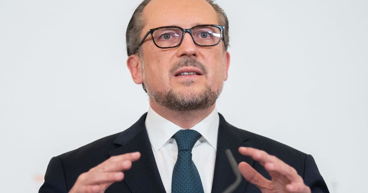www.politico.eu