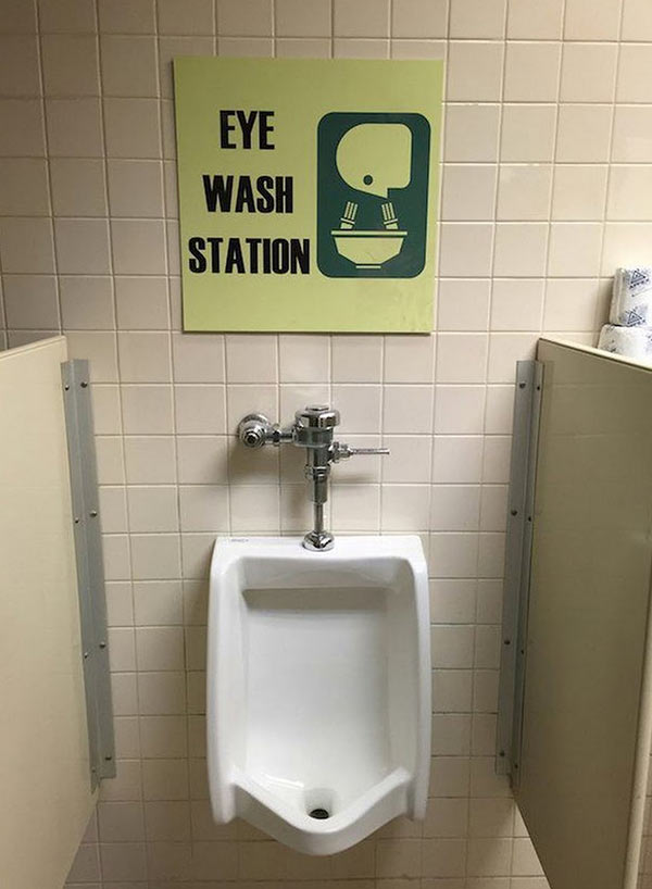 funny-signs-eye-wash-urinal.jpg