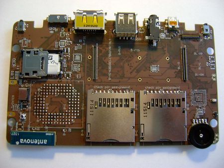 Mainboard - Pyra Wiki